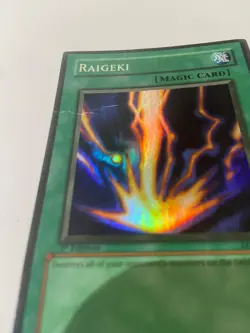 Raigeki 1st Edition LOB-053 - Wavy Print - Super Rare - HP - WAVY YUGIOH - Image 3