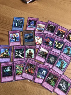 130 Vintage Yu-Gi-Oh Card Lot -early 2000s Early Sets - Image 3