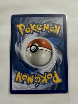 Reshiram 113/114 Pokemon Celebrations: Classic Collection Holo NM - Image 2