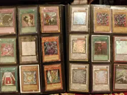 Diverse 400 Yu-Gi-Oh Cards Lot: 11 Holographics, 25 Rare & Classic Booster Packs - Image 4