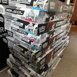 NEW SEALED POKEMON UNOVA HEAVY HITTERS PREMIUM COSTCO COLLECTION SEALED 🎉 - Image 5