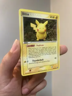 2005 Pokemon - Ditto [Pikachu] - 39/113 - EX Delta Species - Uncommon - VLP/NM - Image 3