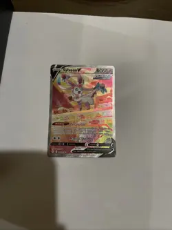 Pokemon Sylveon v TCG Alternate Full Art Holo Card 184/203 SWSH Evolving Skies - Image 1