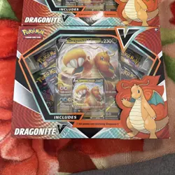 Pokemon TCG Dragonite v Collection Box Evolving Skies Pack x2 - Image 2