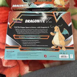 Pokemon TCG Dragonite v Collection Box Evolving Skies Pack x2 - Image 4