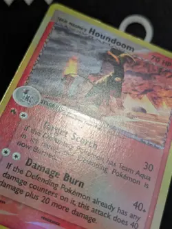 Team Magma's Houndoom - 34/95 Team Magma vs Team Aqua Pokemon NM Reverse Holo - Image 2