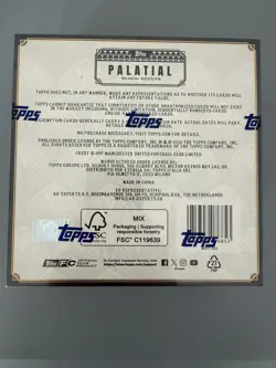 Topps Palatial Manchester United 2025/26 - Hobby Box | In Hand Factory Sealed - Image 2