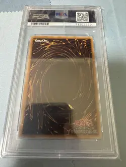 PSA5 Yu-Gi-Oh Card Blue Eyes White Dragon SM-51 Ultra Rare Relief 2001 Japanese - Image 2