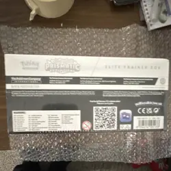 Pokemon Scarlet & Violet Prismatic Evolutions Elite Trainer Box Sealed Eevee - Image 4