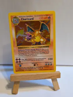 Shadowless Charizard Base Set #4/102 - Image 2