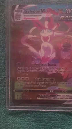 The Pokemon Company Sylveon VMAX Holo Ultra Rare 075/203 Evolving Skies Eng 2021 - Image 1