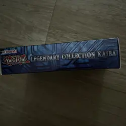 Konami Yu-Gi-Oh Legendary Collection Kaiba Box - Blue, English - Image 3
