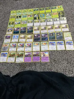 Pokemon TCG 60-Card English Lot Conditions Vary - Image 1