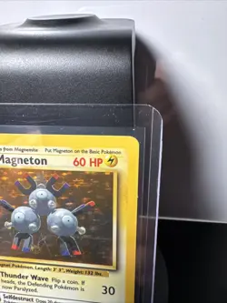 Pokemon TCG Magneton Base Set Holo Unlimited Rare Card 9/102 WOTC - Image 3