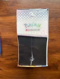 Pokemon Scarlet Violet Prismatic Evolutions Elite Trainer Box ETB New/Sealed - Image 2