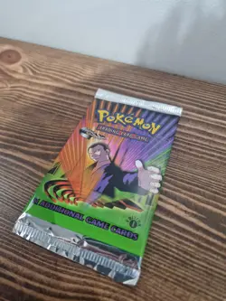 Pokemon - Gym Challenge - 1st Edition - Giovanni - Sealed Booster Pack WOTC 2000 - Image 3