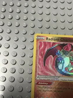 Radiant Charizard 011/078 Pokemon GO Holo - Image 5