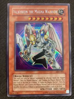 YuGiOh - Valkyrion the Magna Warrior SDD-001 - LP - Secret Rare - Yu-Gi-Oh! - Image 1