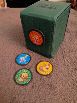Ultra Pro Pokemon Green Galar Region Magnet Deck Box 4 Switchable Pokemon Icons - Image 2