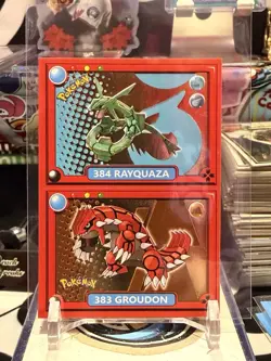 POKEMON POKEDEX Sticker #383-384 GROUDON / RAYQUAZA PERU gold HOLO FOIL CO 13E - Image 1