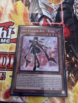 Yu-Gi-Oh - MP21-EN005 - Sky Striker Ace - Roze - Image 1