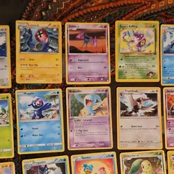 Pokemon TCG 28 Card Mixed Lot Erika's Ivysaur Rowlet Magmar Pidgey Shellos - Image 3