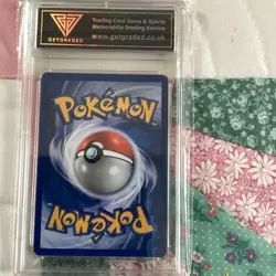 Pokemon card, Legendary collection Ninetails Holo graded 8 - Image 2