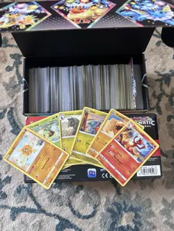 Bulk Of 650 Pokemon Cards ( ENGLISH) - Image 2
