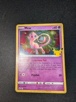 Pokemon TCG Mew 011/025 Holo 25th Anniversary Celebrations NM/LP - Image 4