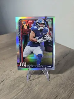2025 Topps Chrome Cam Skattebo RC #331 Refractor New York Giants - Image 1