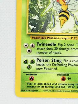Beedrill 17/102 Base Set WOTC Vintage Pokemon Card - Image 5