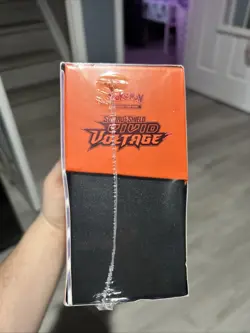 Pokemon Sword And Shield Vivid Voltage Elite Trainer Box Etb New Sealed - Image 3