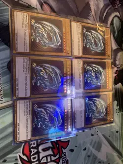 Blue-Eyes White Dragon (Version 2) LCKC-EN001 Legendary Collection Kaiba 1st... - Image 5