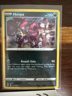 Hoopa 111/189 Holo Rare Darkness Ablaze Pokemon Holo Near Mint - Image 1