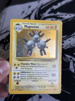 Pokemon Magneton 9/102 Holo 1999-2000 4th Print Base Set - Image 3