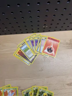 Base Set Vintage Pokemon Card Lot WOTC 18 Uncommon & 77 Common + Trainers LP-HP - Image 4