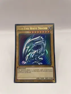 YuGiOh Blue-Eyes White Dragon Ultra Rare CT13-EN008 - Image 1
