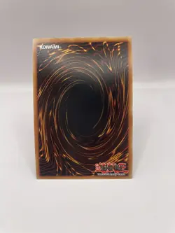 YuGiOh Blue-Eyes White Dragon Ultra Rare CT13-EN008 - Image 3