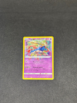 POKEMON TCG ZACIAN 082/185 AMAZING RARE NEAR MINT VIVID VOLTAGE - Image 1