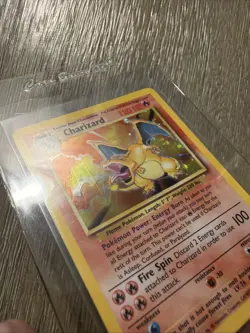 Pokemon TCG Charizard 4/102 Base Set Unlimited Holo Rare MP - Nintendo 1999 Card - Image 3