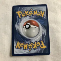 Riolu 090/185 Reverse Holo SWSH Vivid Voltage NM Pokemon card - Image 3