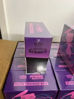 1x Pokemon Fusion Strike Elite Trainer Box ETB Sealed (NEW) - Image 3