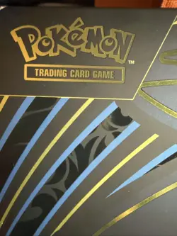 POKEMON TCG: Mega Charizard X Ex Ultra-Premium Collection Box, Box Wear - Image 4