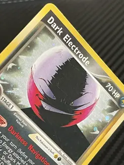 Nintendo 2004 Pokemon Team Rocket Returns Dark Electrode 4/109 Holo Rare 70 HP - Image 3