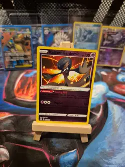 Radiant Gardevoir 069/196 - SWSH Lost Origin - Ultra Rare Holo Pokemon TCG Card - Image 2