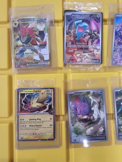 Team Rocket's Zapdos Sealed Gamestop Promo Card 070/182 + bonus lot bundle - Image 3