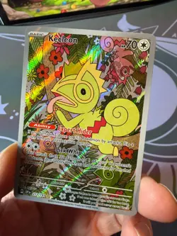 Kecleon - 213/191 - Surging Sparks - Pokemon TCG Card NM IR Illustration Rare - Image 4