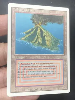 ***Volcanic Island*** MTG Revised Magic Kid Icarus - Image 3