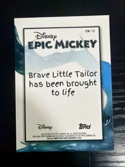 2026 Disney Neon BRAVE LITTLE TAILOR #EM-12 EPIC MICKEY Topps Chrome REFRACTOR - Image 2