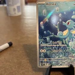 2024 Pokemon TCG SV6.5: Shrouded Fable Horsea 067/064 Holo Illustration Rare NM+ - Image 2